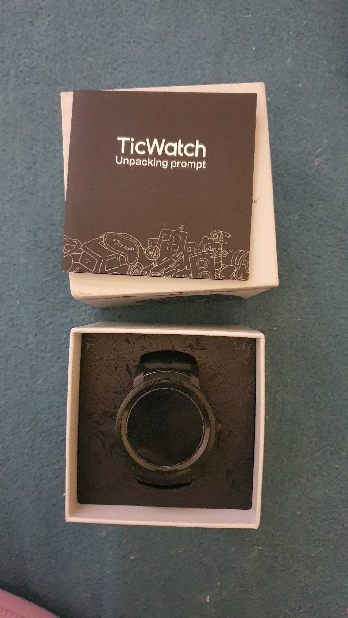 Ticwatch E2 + 2 películas + 5 braceletes