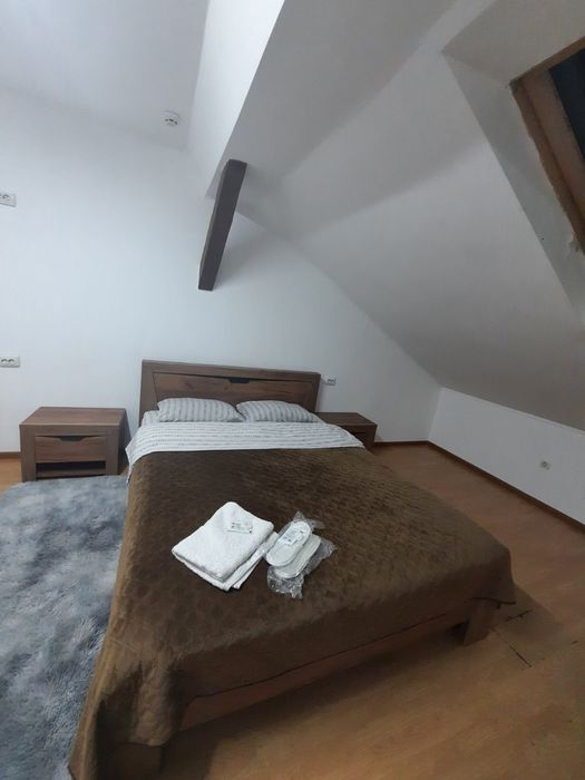 Вільно/ГОТЕЛЬ МОNO/Героїв Майдану 54,/Центр р-н. Парк Шевченка/