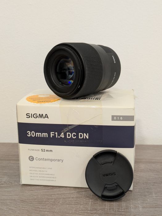 Sigma 30mm f/1.4 dc dn