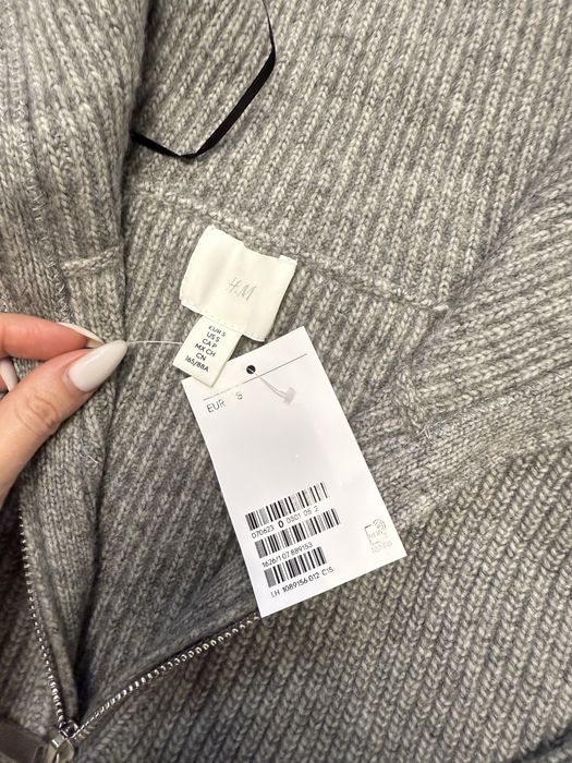 Светр свитер hm сірий серый zara