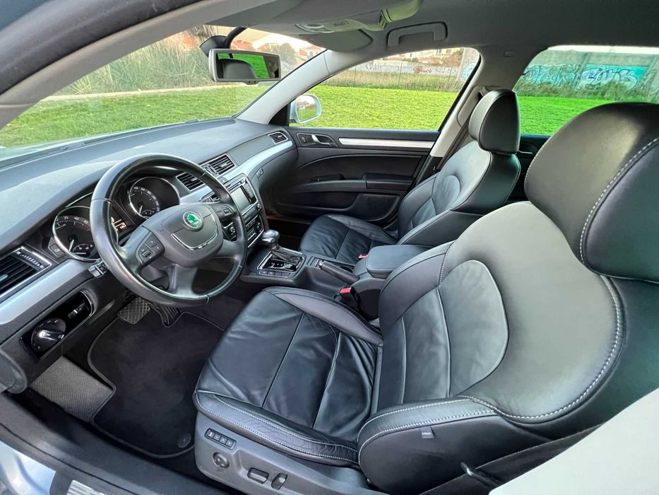 Skoda Superb 2.0 TDI Nacional Full Extras