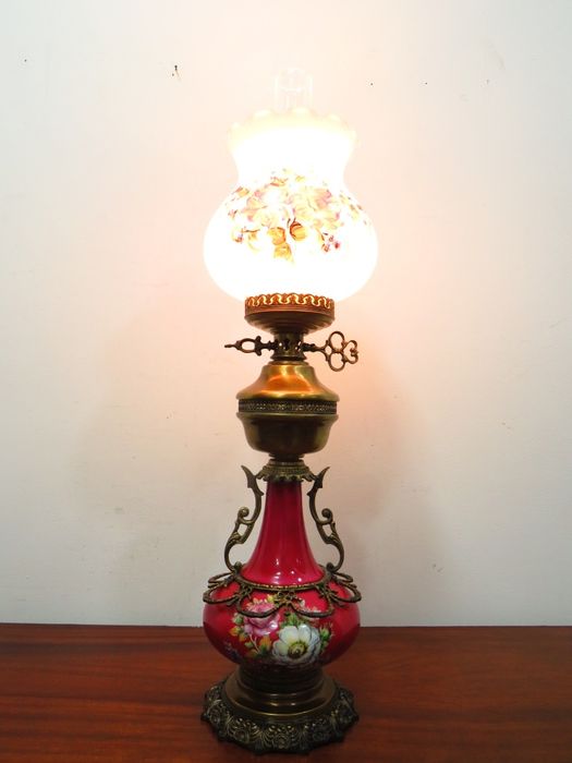 Grande candeeiro francês.