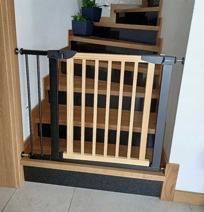 Bramka Na Schody Drzwi Ochronna 74-80cm Drewno Metal Bez Wiercenia