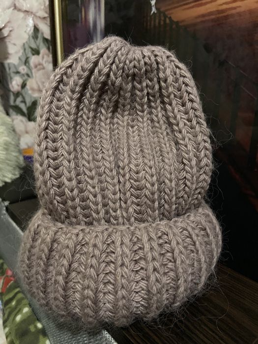 Шпка обʼємна зимова