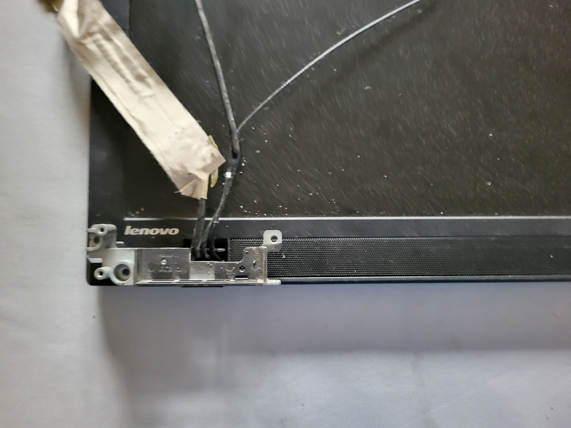 Sprzedam klapę Matrycy do laptopa Lenovo SL510