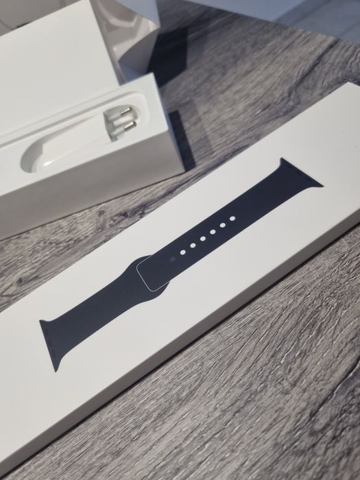 Iphone 8 + smart watch 4