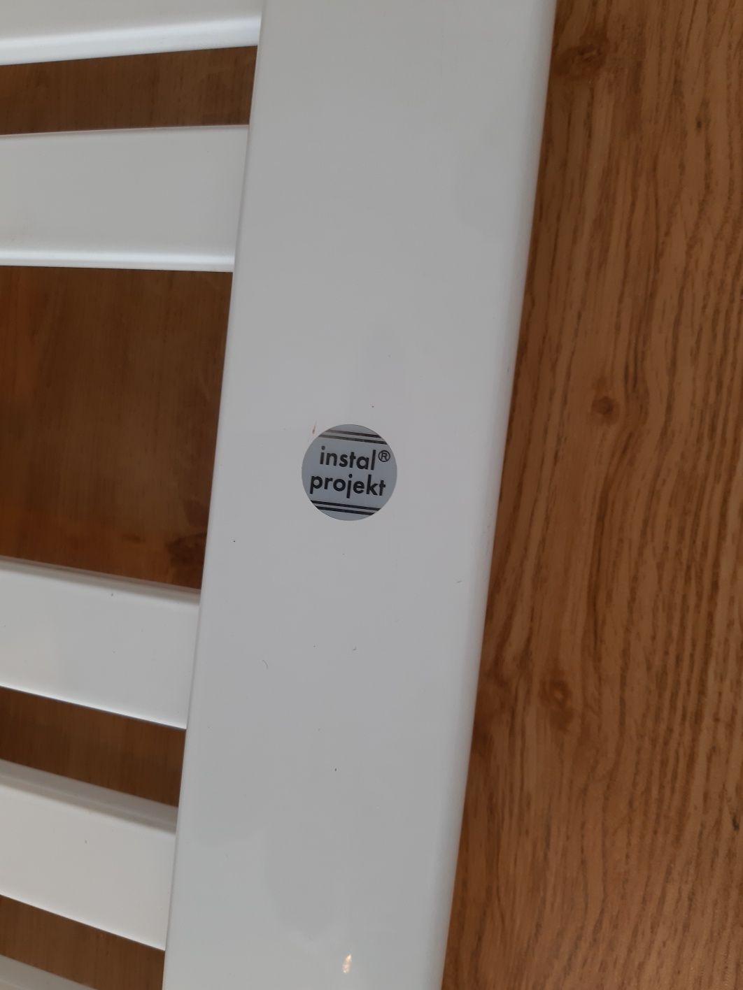 Grzejnik łazienkowy INSTAL PROJEKT