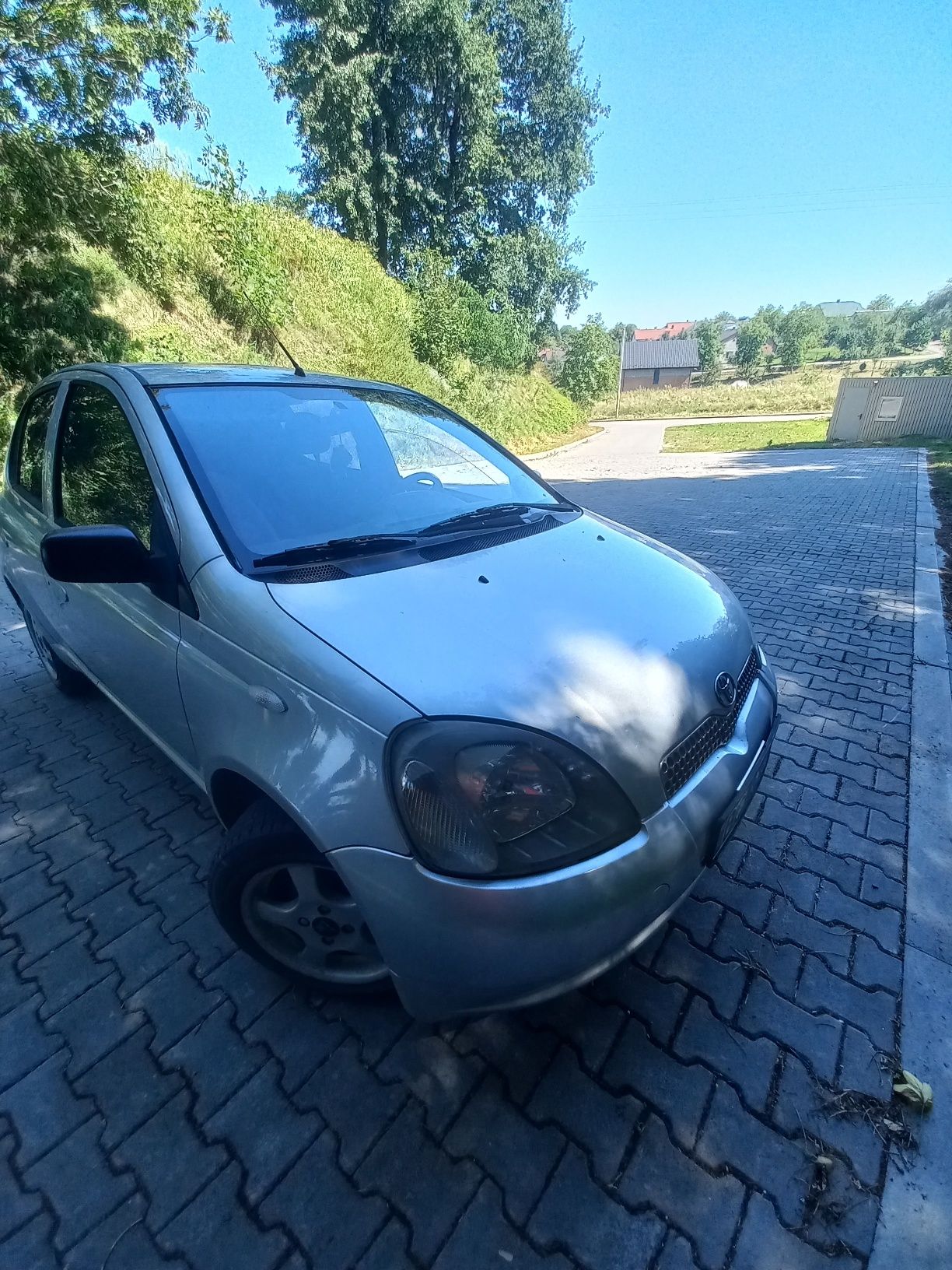 Тойота Яріс Toyota Yaris