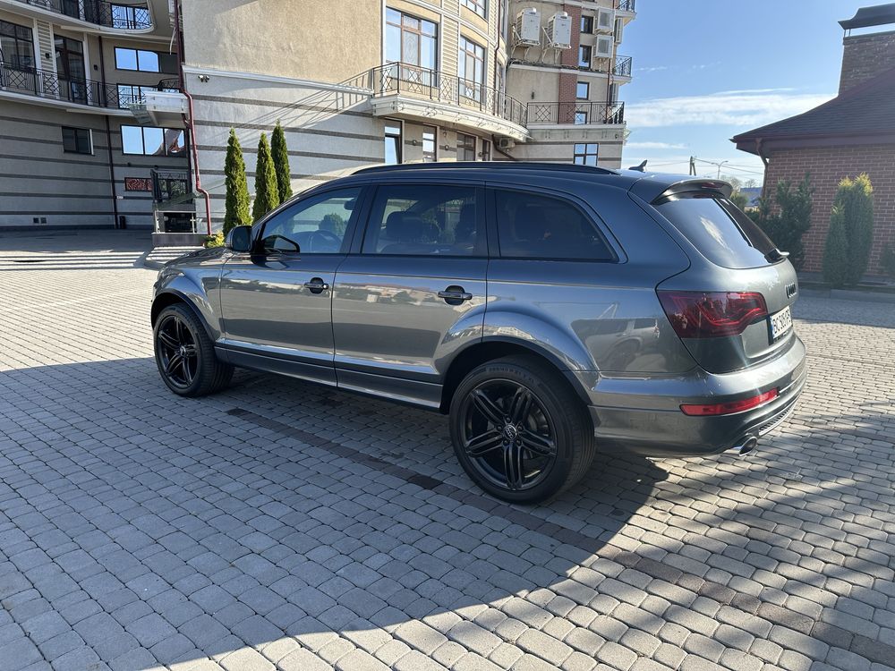 Audi Q7 4l 2013р