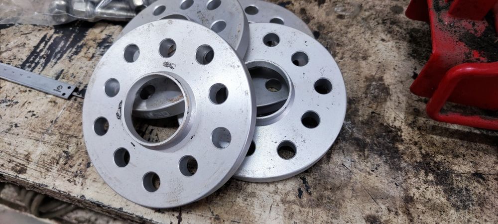 Колесная проставка 15мм PCD 5x112 с переходом 66.6 на 57.1 для Audi