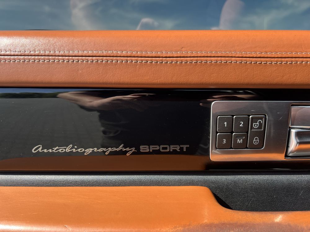 Продаеться LAND ROVER, RANGE ROVER SPORT 2010 autobiography