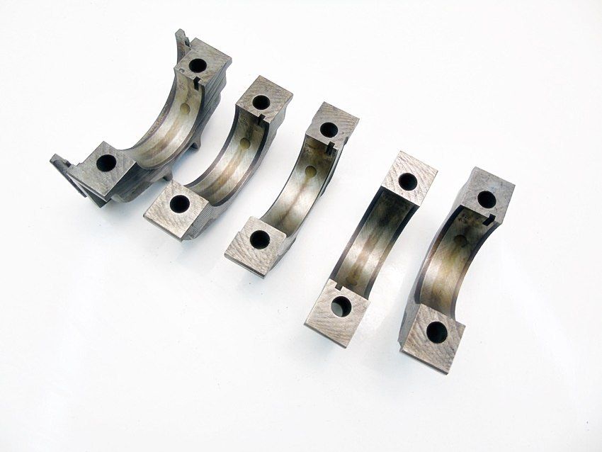 Podpory Wału 1.8 Astra Vectra C Zafira Meriva A 93