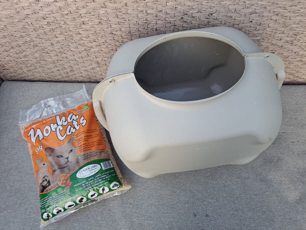 Fajna kuweta Mypet wraz z 5 kg zwirku