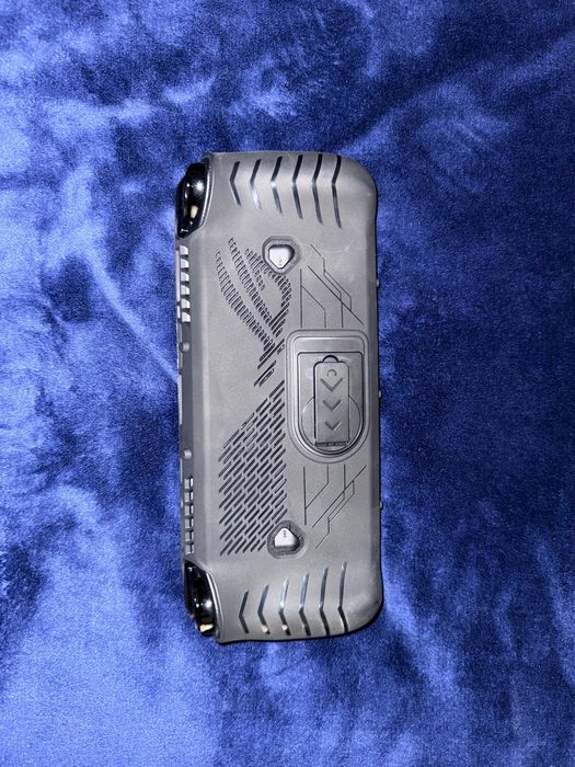 ROG ALLY X + Carregador + Acessórios (Nova)