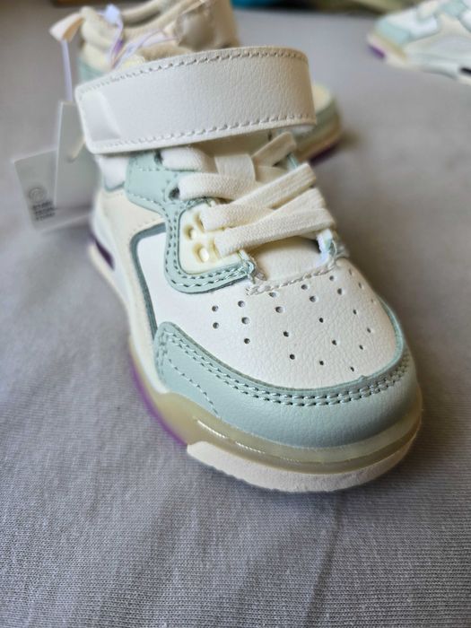 Sneakersy Zara Nowe r.22
