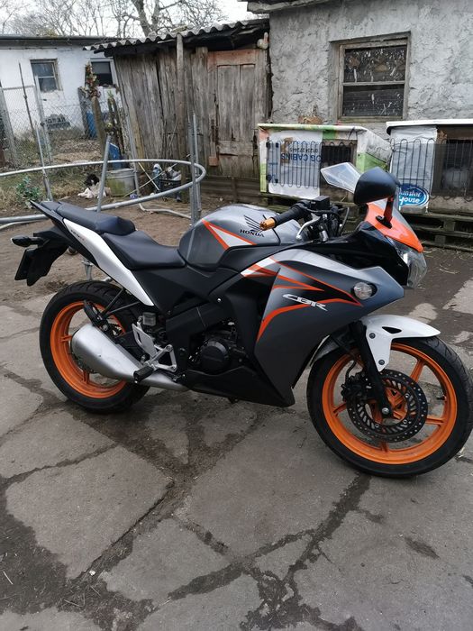 Sprzedam Hondę  cbr 125 r