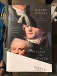 Hilary Mantell: A Place of Greater Safety (j.ang.)