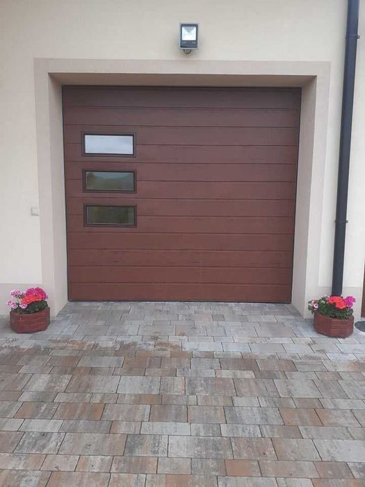 bramy garażowe uchylne, dwuskrzydłowe PRODUCENT