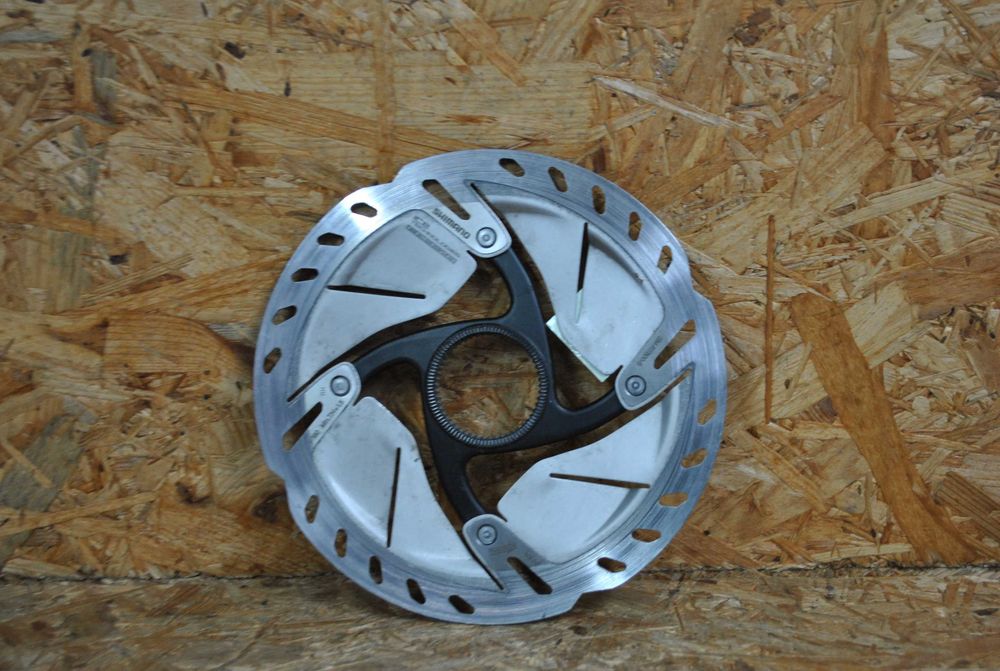 Tarcza hamulcowa Shimano Ultegra SM-RT800-S szosa gravel 8