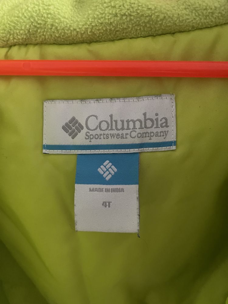 Продам зимний комплект  Columbia