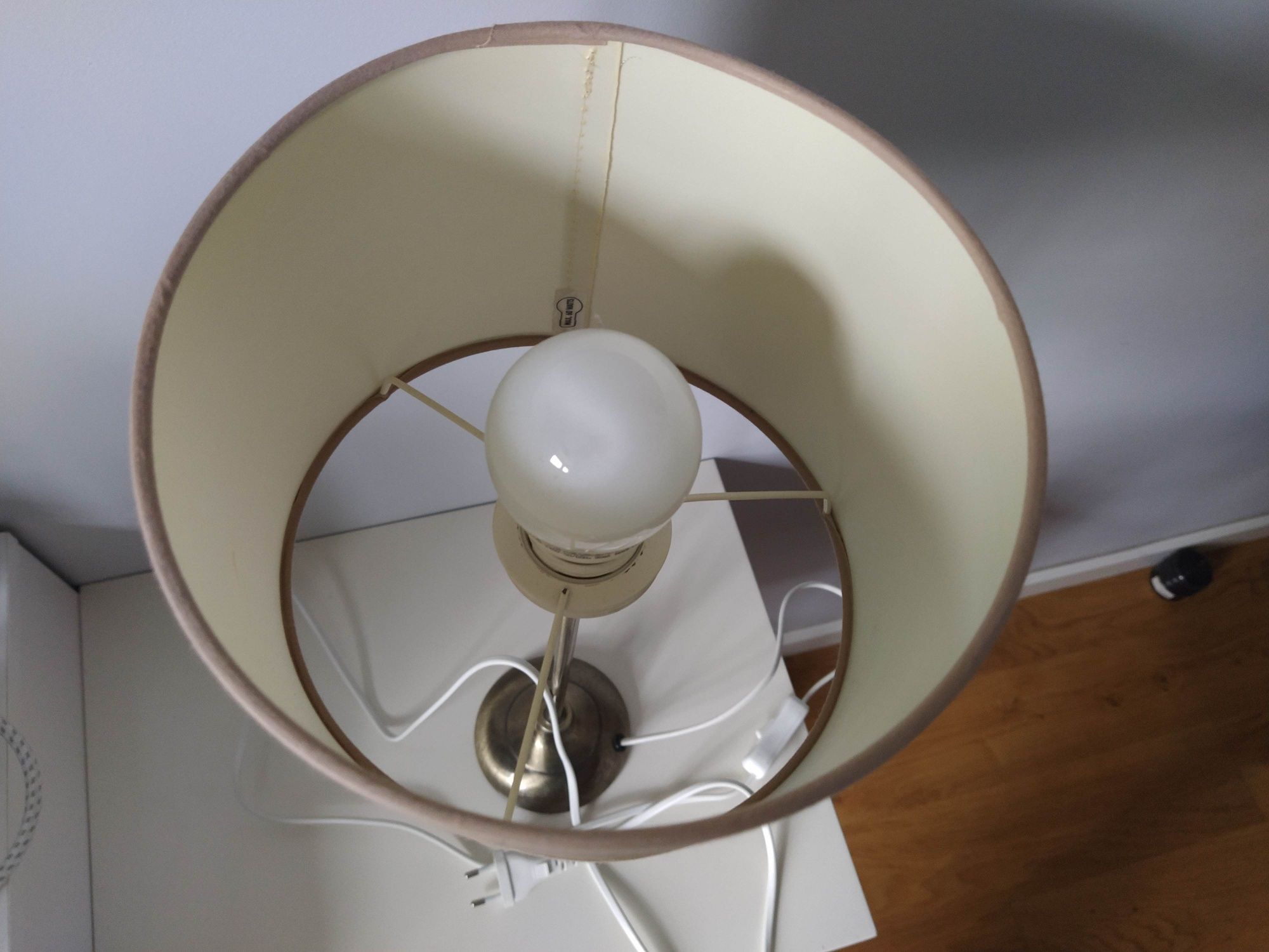 Lampka klosz abażur lampa a la mosiądz metaloplastyka a la mosiężny