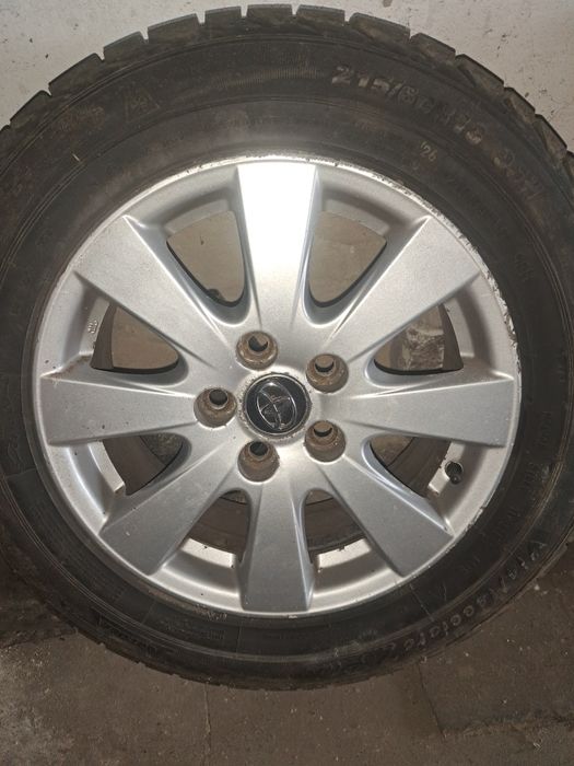 Комплект дисків R16 5х114.3 Toyota Camry 40 з зимовою резиною