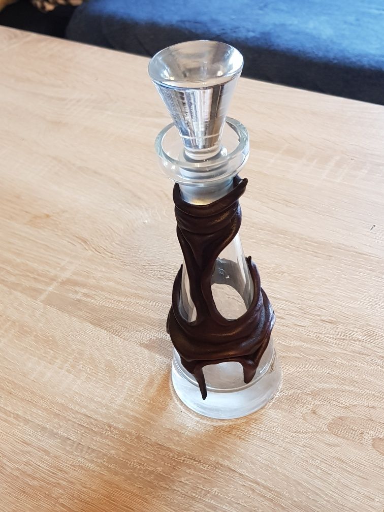 Piękna Gruba Stara Karafka Szklana z Skórą Art Deco Vintage