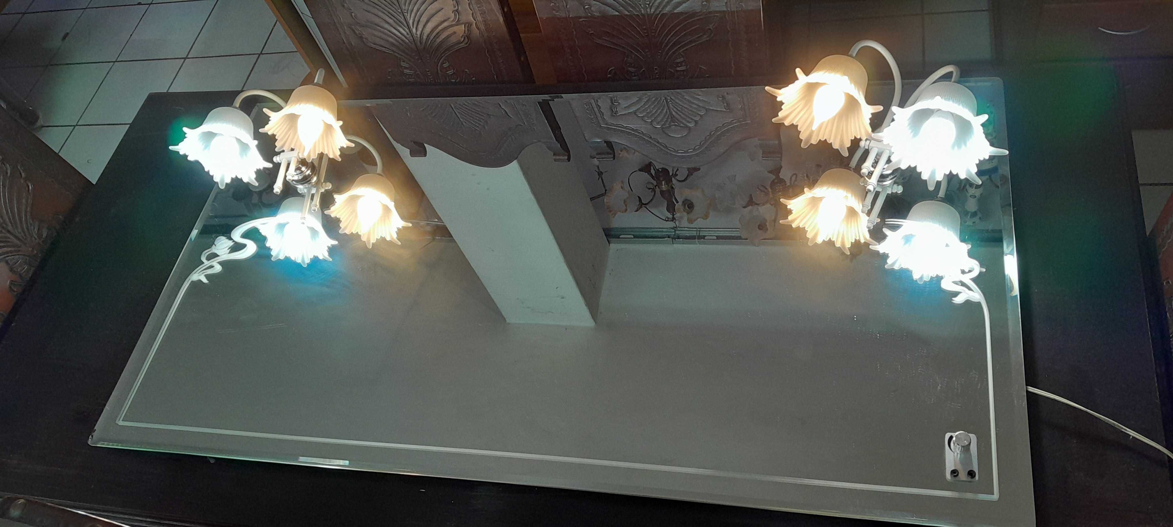 Espelho com iluminação