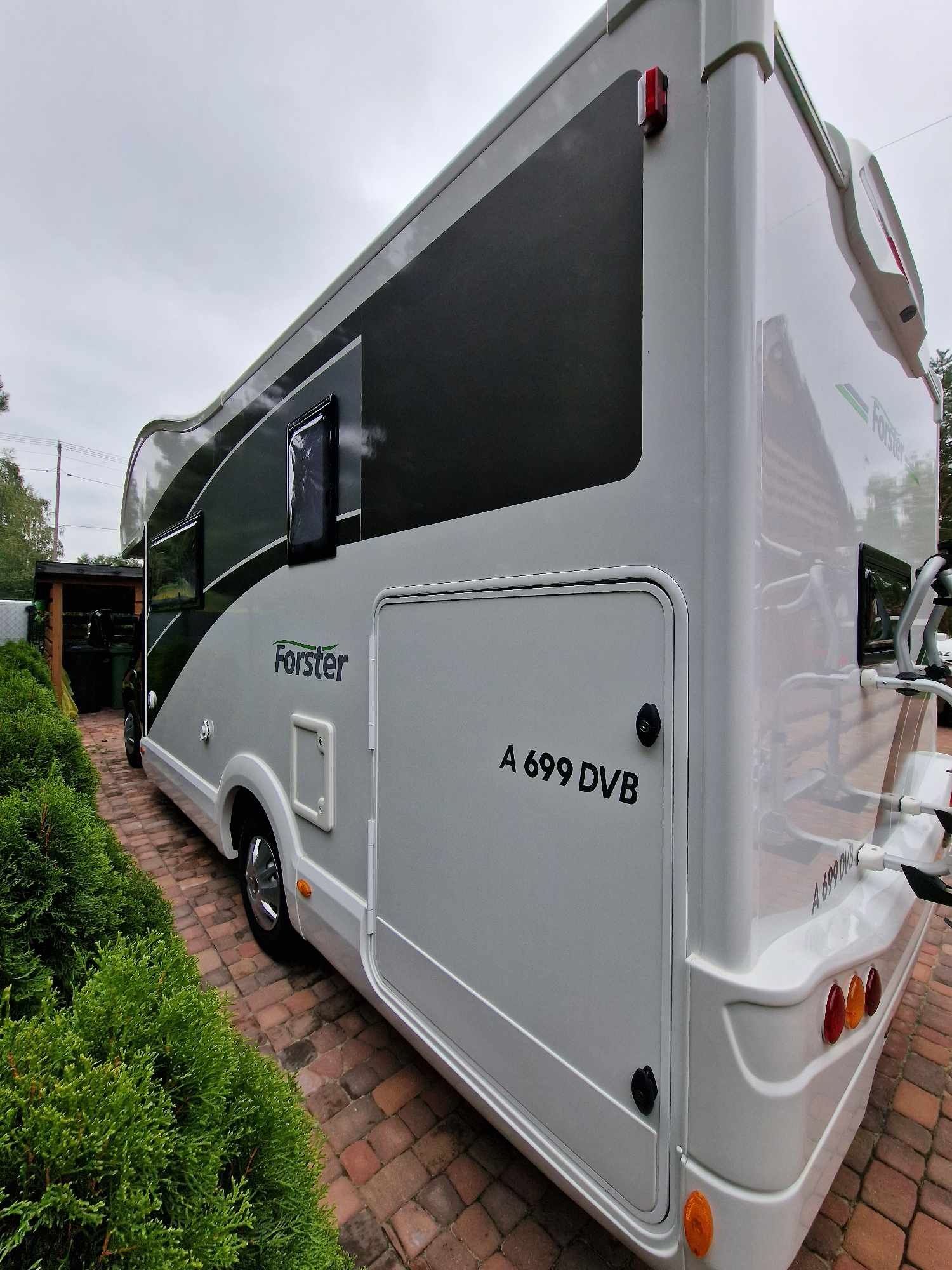 Camper Kamper Alkowa 6osob Fiat 2.3 180km fv vat