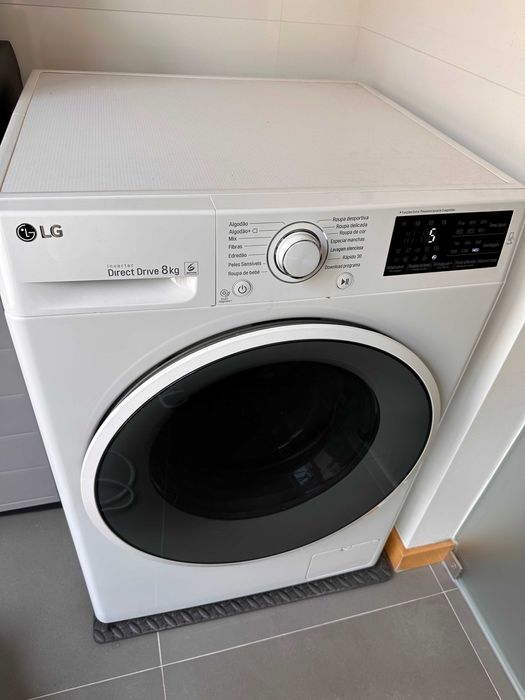 Maquina de lavar roupa LG - F4J6TN0W