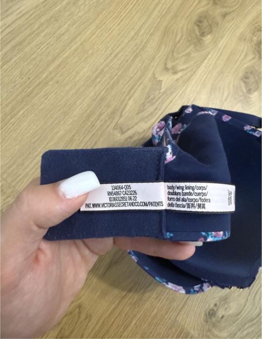 бюстгальтер Victoria's Secret Love Cloud Lightly Lined з квітковим