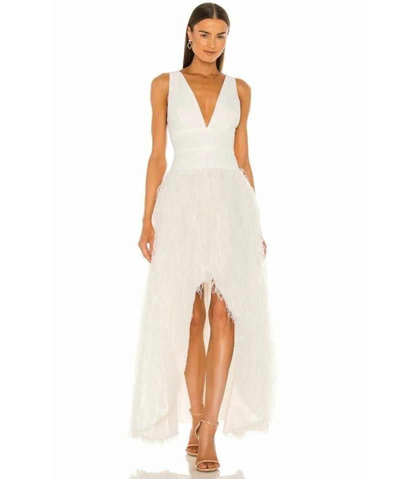 Фірмові весільні вечірні сукні  білого кольору, випускні плаття