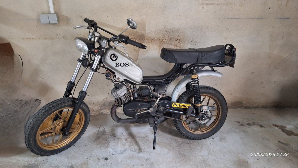 Vende-se documento casal boss com mota