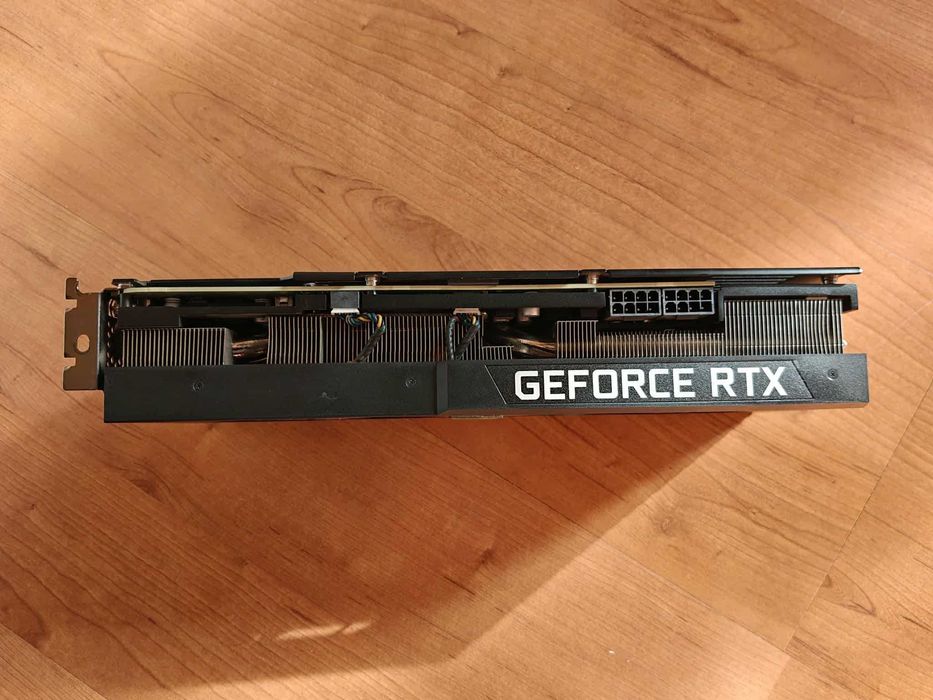 Dell Alienware Aurora R10 / RYZEN 7 5800/ RTX3080/ 1TB/ 16GB