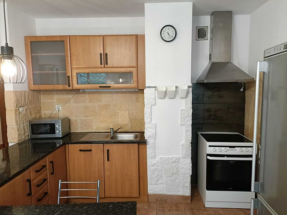 2pok 51m2 (widok na ogród), z miejscem parkingowym, niedaleko centrum