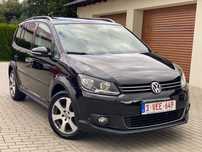 Volkswagen Touran CROSS / NAVI / Panorama / Tempomat / Klimatronic / SERWIS