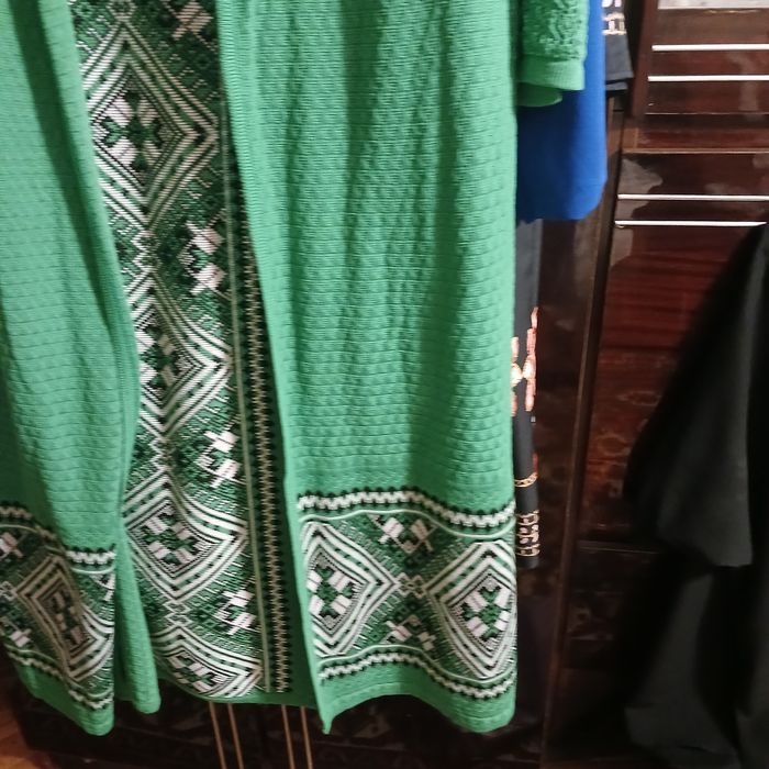 Комплект плаття та накидка  вишиванка дуже дешево