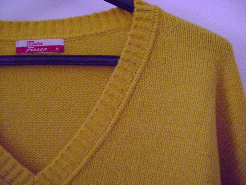 Camisola de lã amarela da Tinta Fresca - M - novo