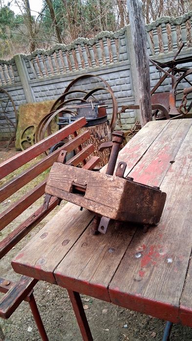 Młynek drewniany już Unikat z prl Do skansenu lub muzeum lub  jako ozd