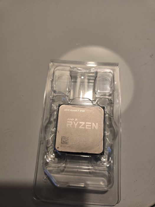 Processador AMD Ryzen 7 2700