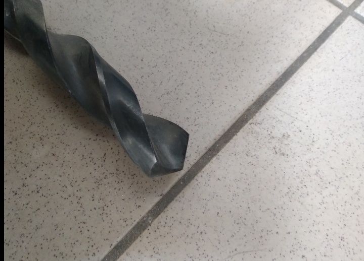 Wiertło maszynowe 27/hSS i dłuta Hilti sds max