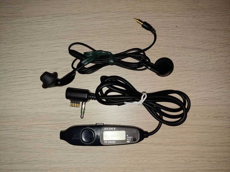 Sony Walkman пульт ДУ, наушники для плеера, Б/У читайте описание