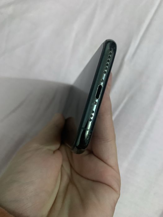 Продам IPhone 11po