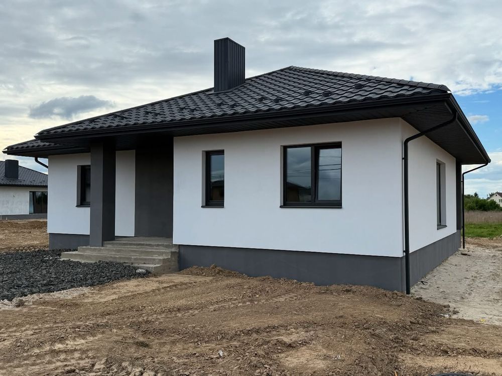 Продаж окремостоячого будинку у с.Струмівка,поряд з ЖК Сімейна Фортеця