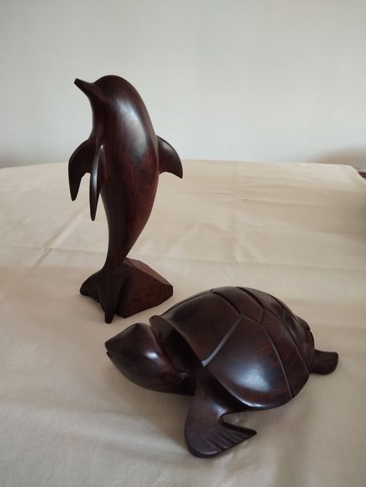 Coleção de peças em madeira