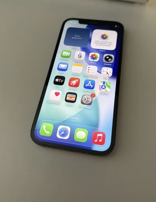 Iphone 12.  128Gb.  Bateria 80%