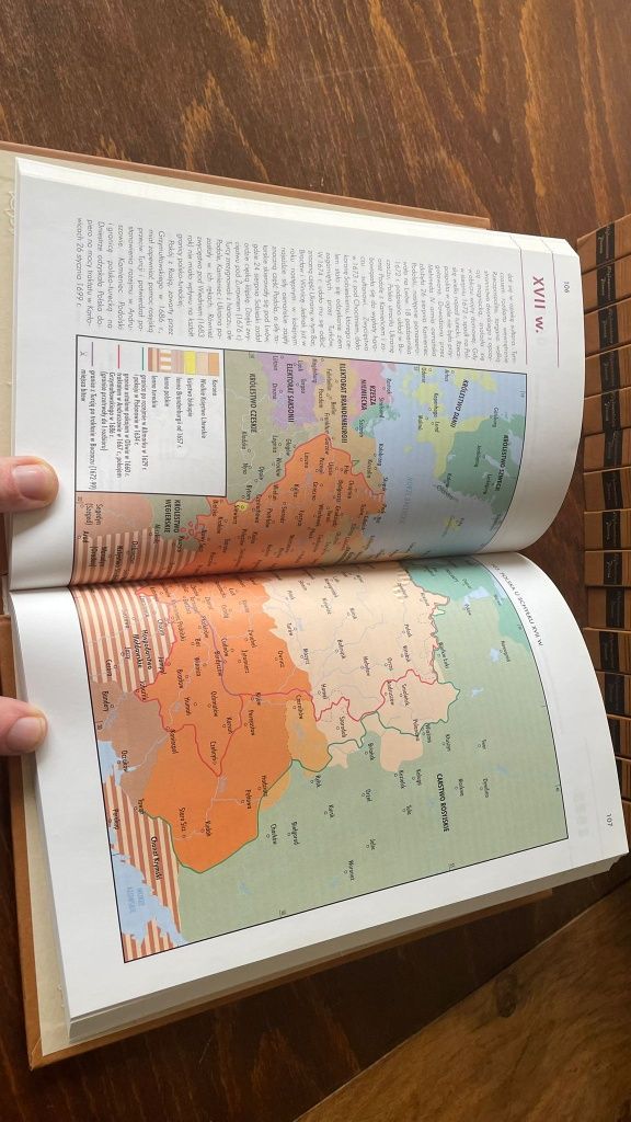 Wielka historia Polski 16 tomów + atlas