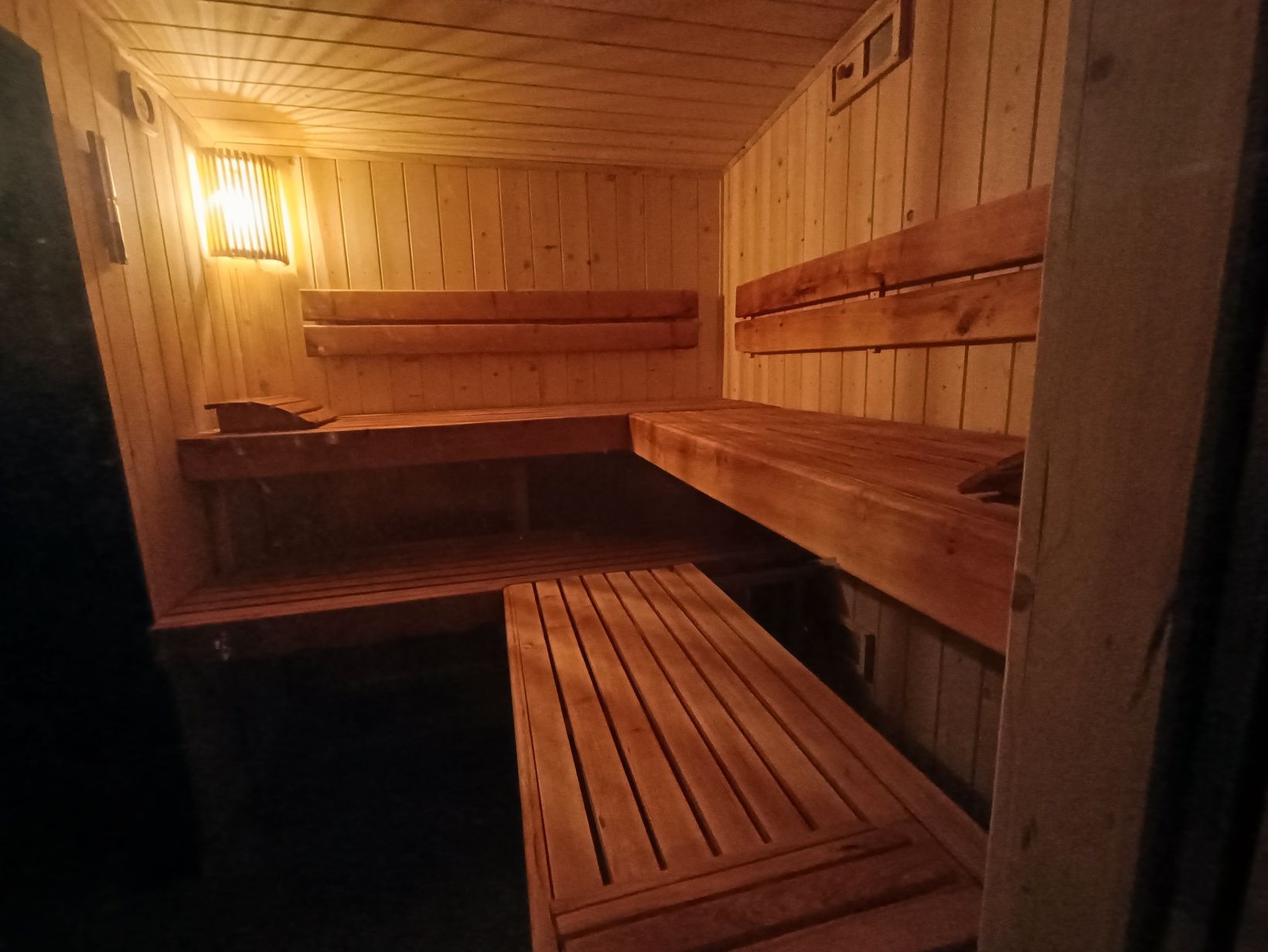 Domek wynajem wolny od 25-29.08 , sauna, jacuzzi Leśna Zagroda