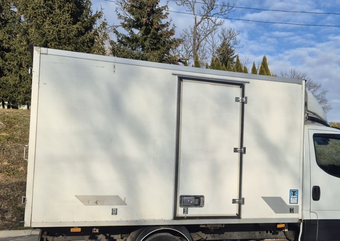Kontener izoterma chłodnia 6 EP Iveco 360 Daily 210 mascott 200