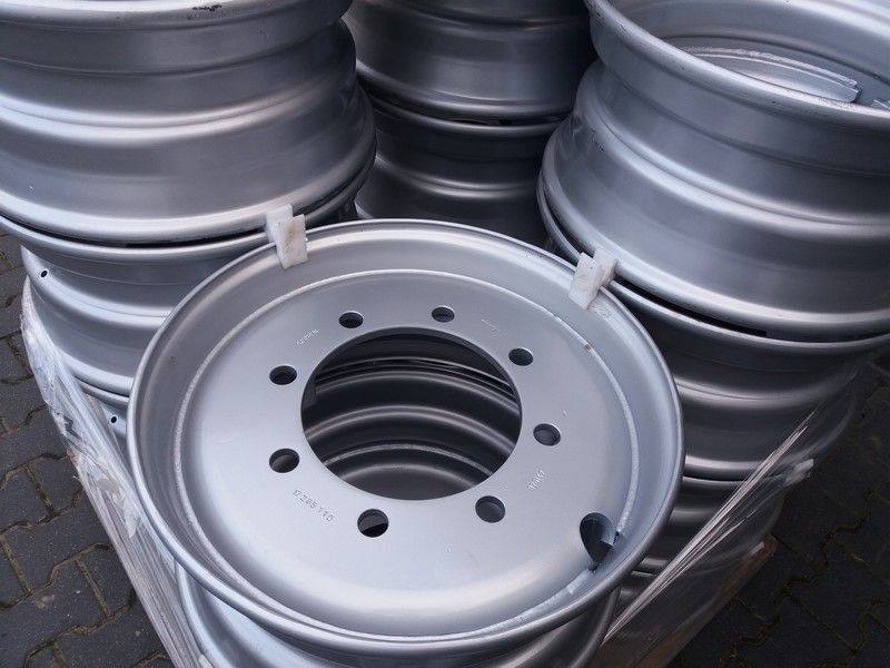 19,5-8,25 19,5x8,25 NOWE FELGI do Przyczep Lohr Autotransporter C.Brut